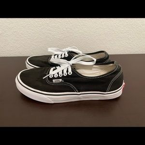 Vans Low Top Shoes (Unisex)
